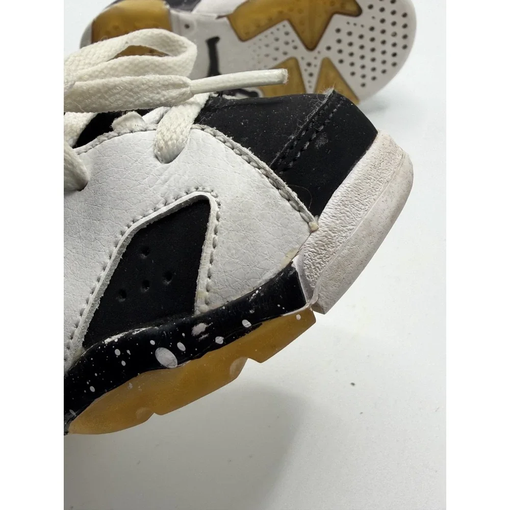 Jordan 6 Retro Oreo 384667-101 Toddler White/Black Size 6.5C